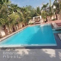 Swimming pool Mainte