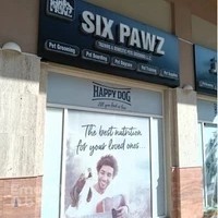 Six Pawz Pet Store & Grooming